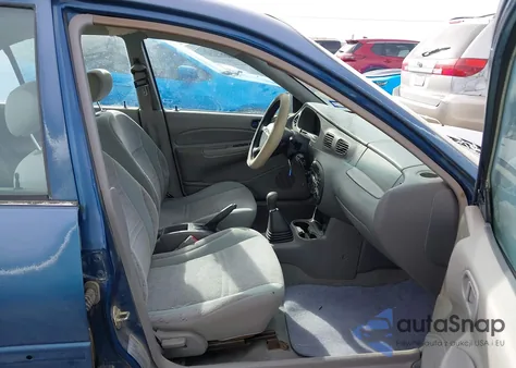 1999 Ford Escort Se from USA, damaged, VIN 1FAFP13P2XW158602